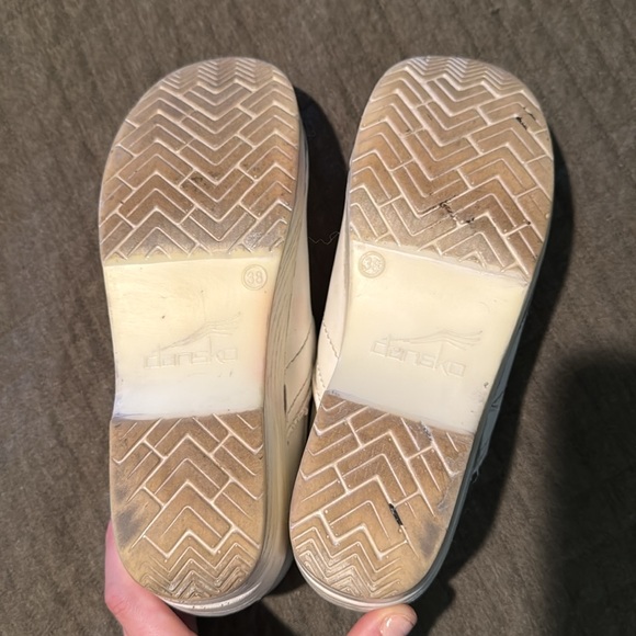 Dansko 38 white clog - Picture 3 of 4